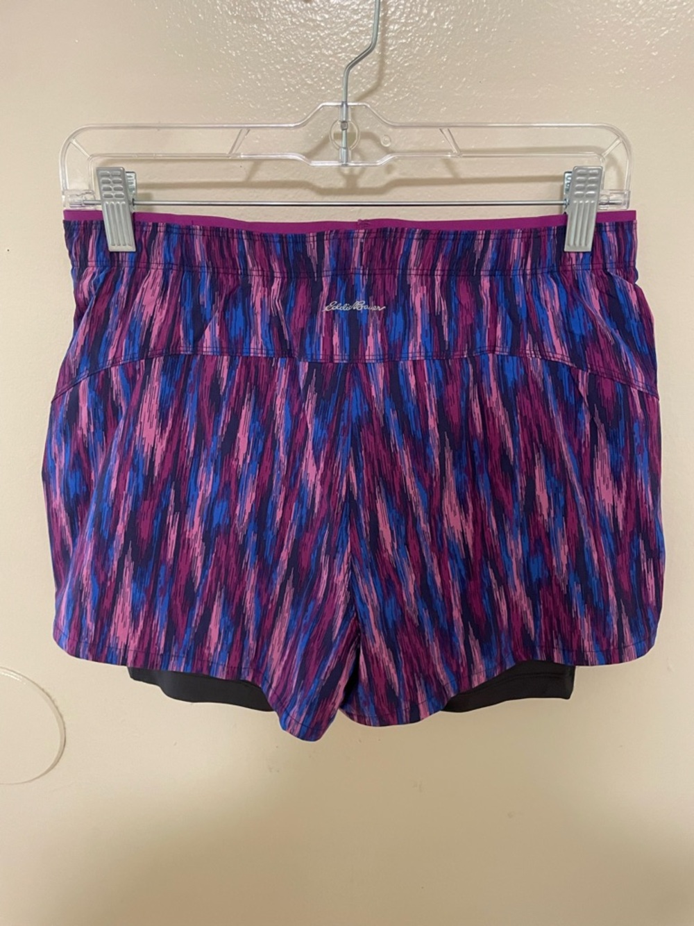 ✨Women’s Eddie Bauer Track Shorts Size XS - Picture 7 of 8